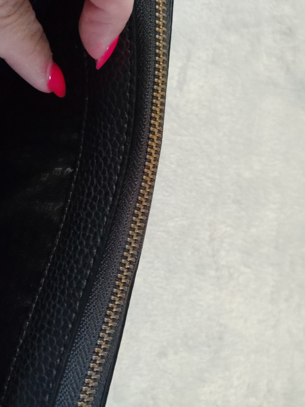 Kate Spade Black Pebbled Leather Zip Wristlet - Picture 2 of 5